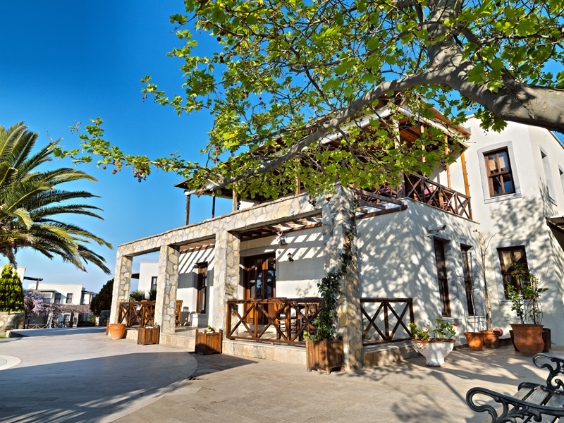 Çapraz Tatil Köyü