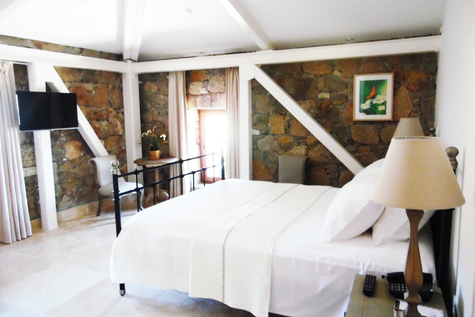 Şonef House Hotel