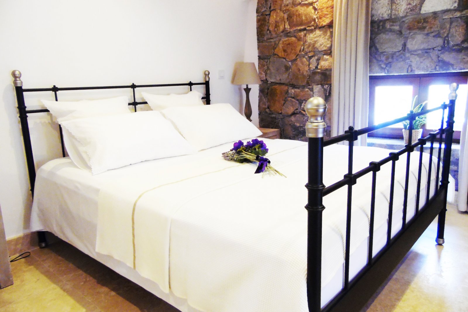 Şonef House Hotel